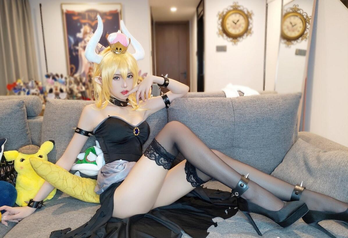 腐团儿cosplay高清库巴姬写真福利 二台男友视角大尺度性感图片